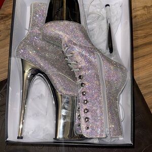 Pleaser Crystal Flamingo 1020 Boots size 9